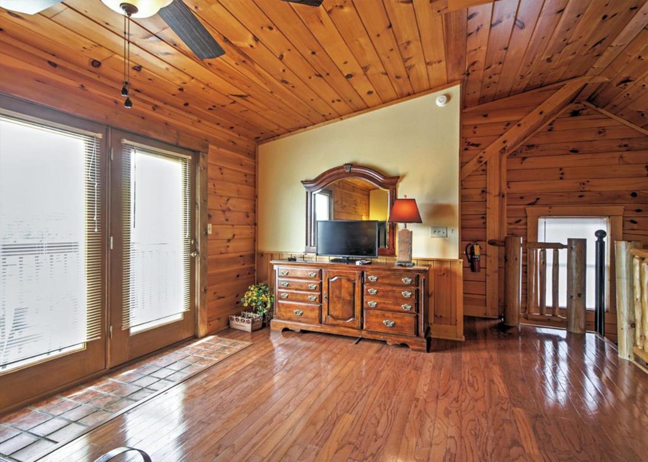 Luxury Resort Cabin, 5 Min To Dollywood, Smoky Mountain Charm! Pigeon Forge Exterior photo